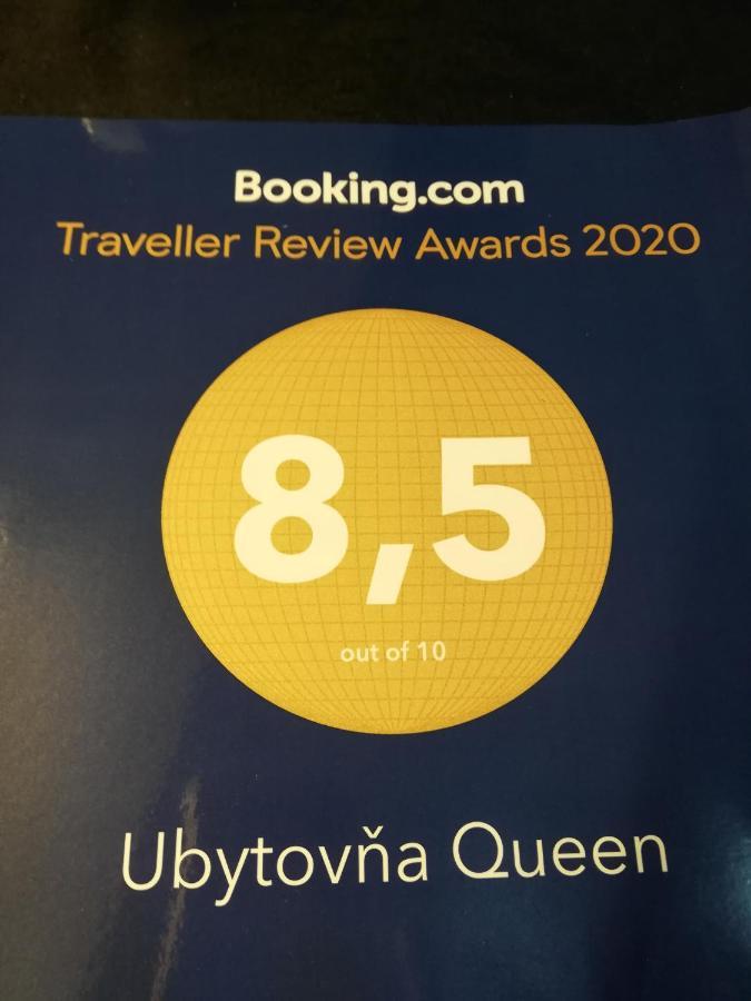 Ubytovanie Queen Novaky Екстериор снимка